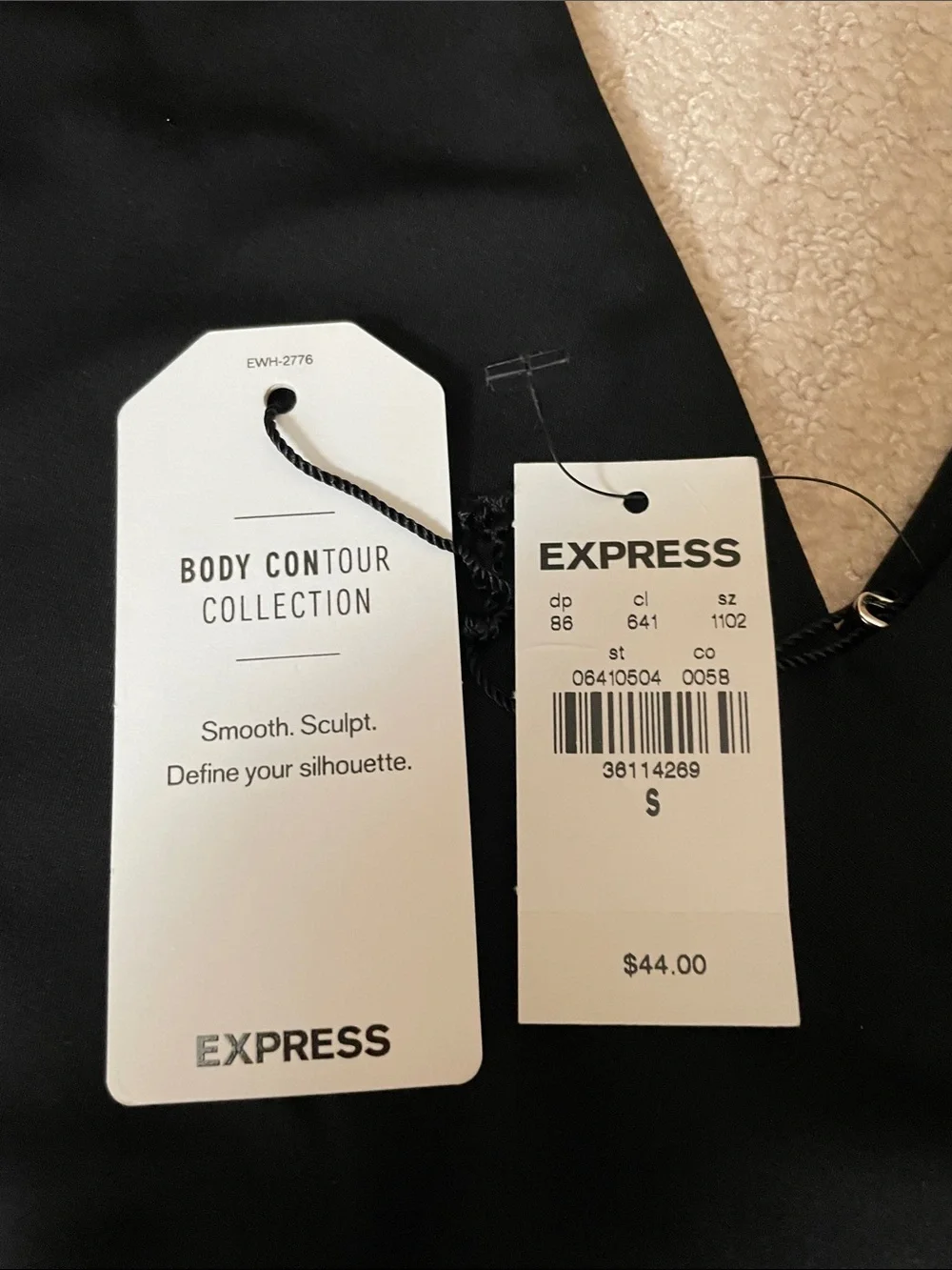 NWT Express Black and White V-Neck Tank Tops - Picture 2 of 4